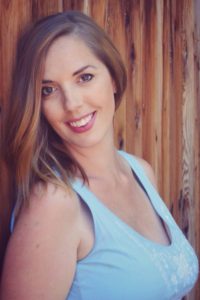 DIY Maternity Photos at Home